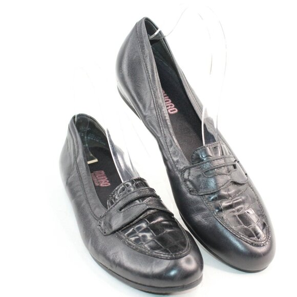 Munro Womens Sz 9.5 N Black Leather Penny Loafer Slip On Flat Shoes Classic - Picture 2 of 9